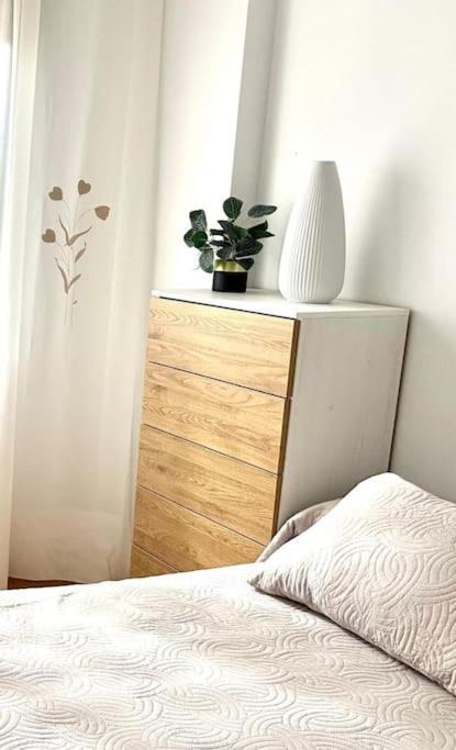Studio 14 + Garaje Incluido. Nuevo, Elegante, Acogedor. Haro Eksteriør billede